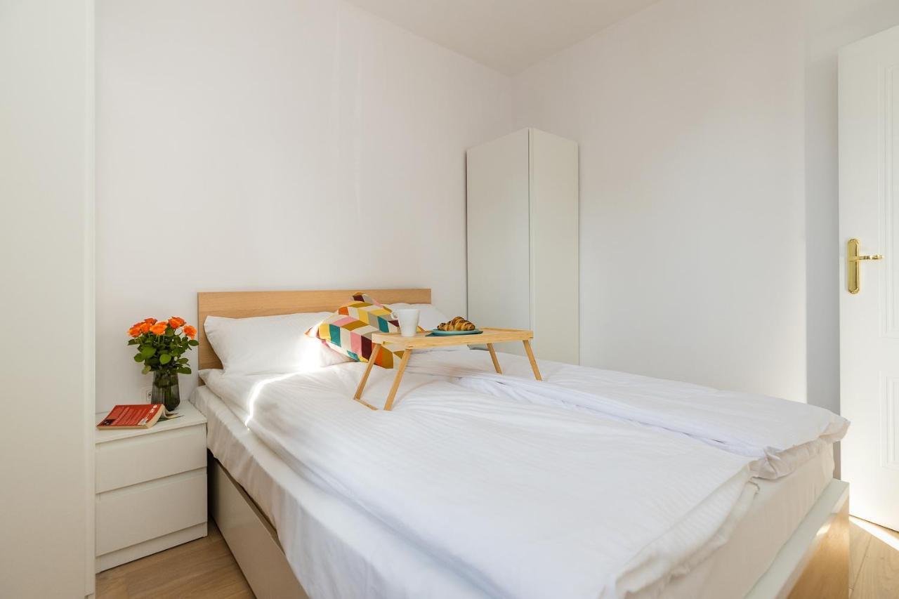 ShortStayPoland Piekarska  Warszawa Exteriör bild